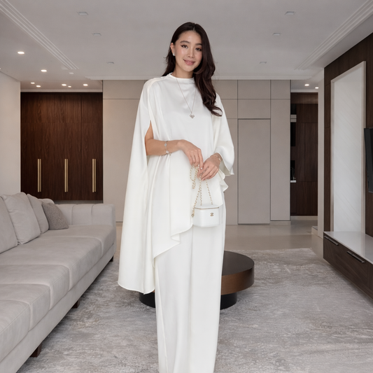 Cape satin et pantalon large