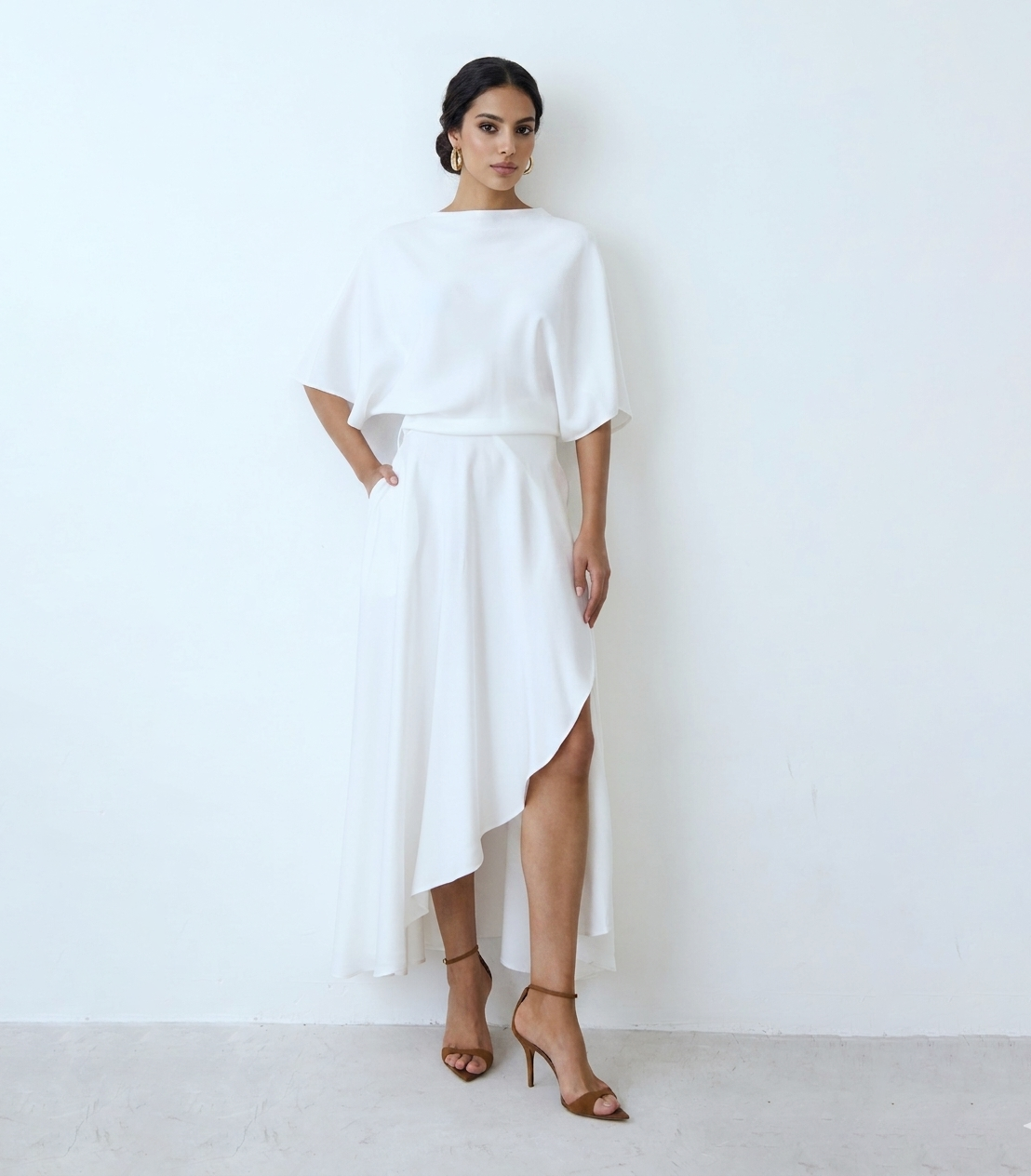 Robe fluide avec jupe portefeuille